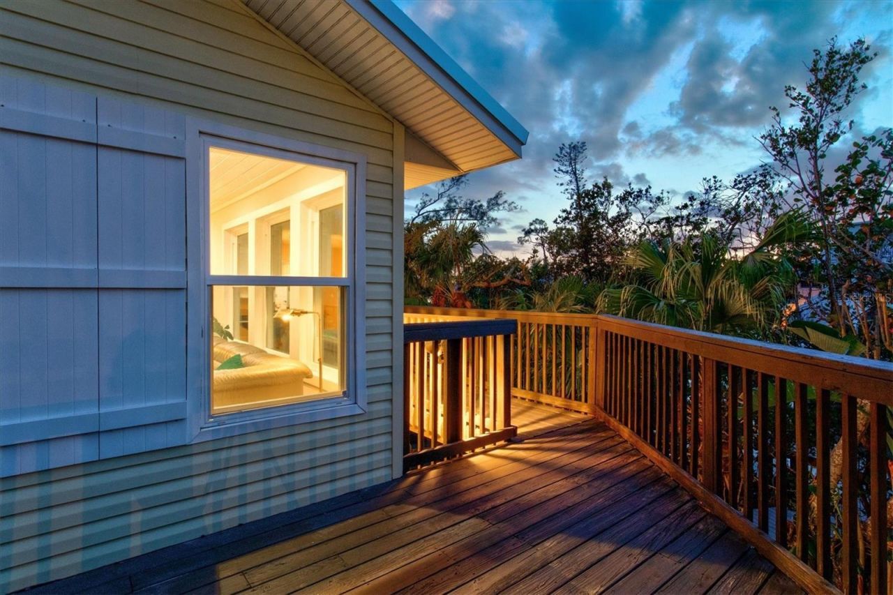 234 85th Street, Holmes Beach, FL 34217 Photo