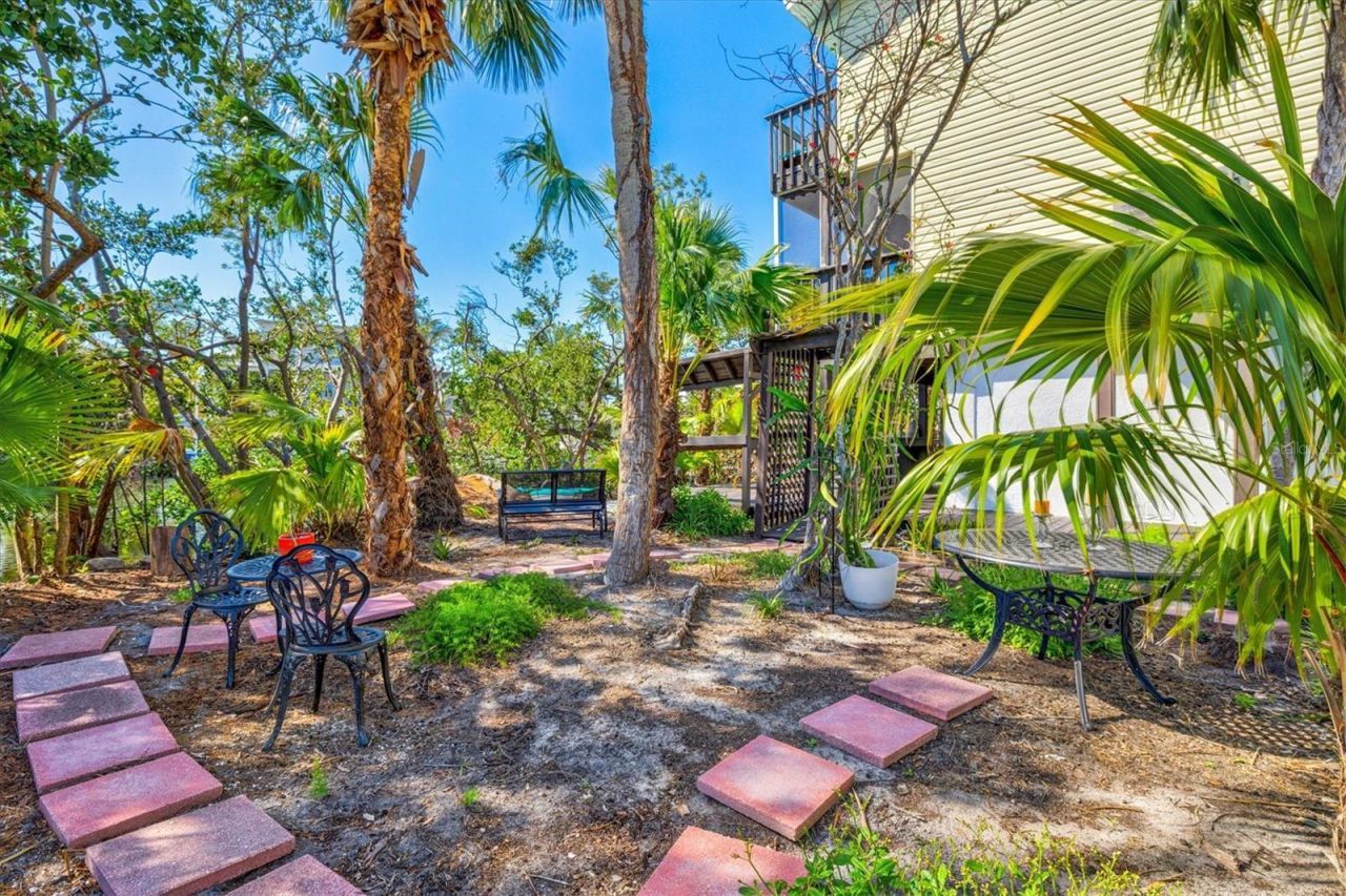 234 85th Street, Holmes Beach, FL 34217 Photo