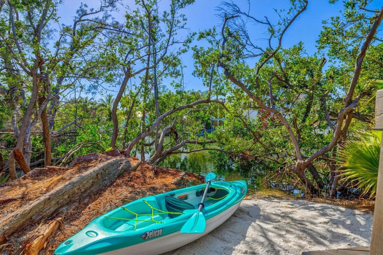 234 85th Street, Holmes Beach, FL 34217 Photo