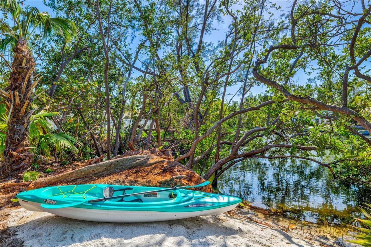 234 85th Street, Holmes Beach, FL 34217 Photo