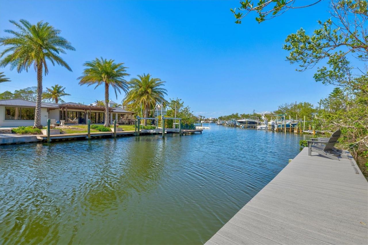 234 85th Street, Holmes Beach, FL 34217 Photo