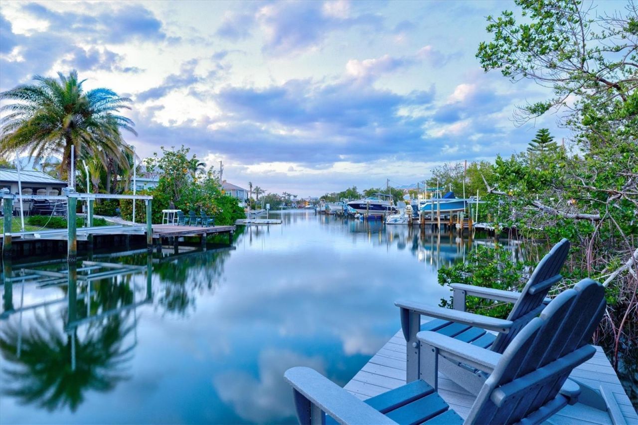 234 85th Street, Holmes Beach, FL 34217 Photo