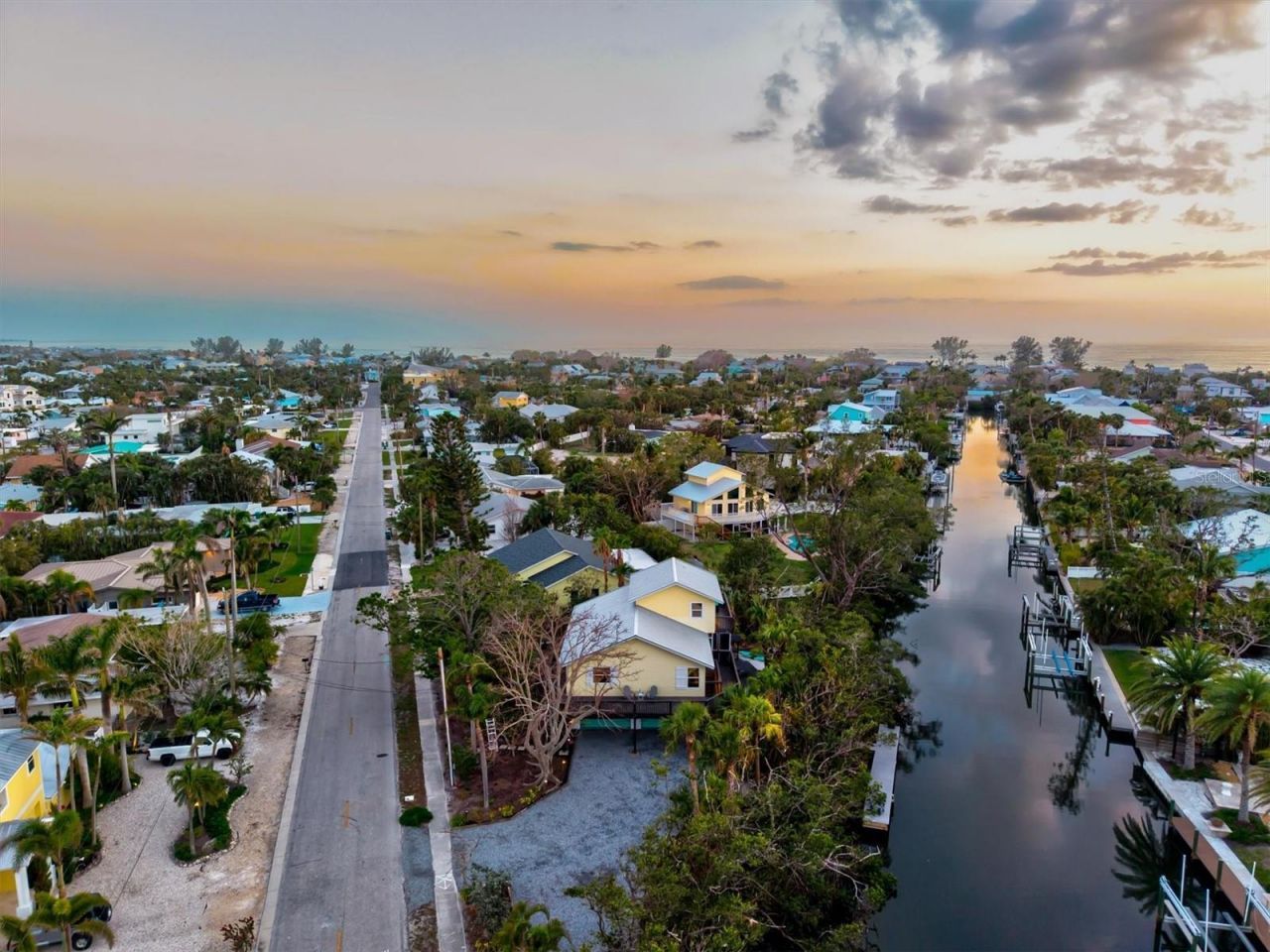 234 85th Street, Holmes Beach, FL 34217 Photo