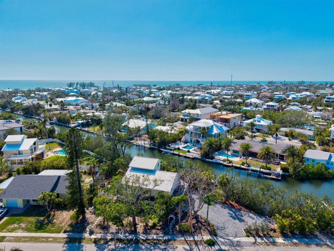 234 85th Street, Holmes Beach, FL 34217 Photo