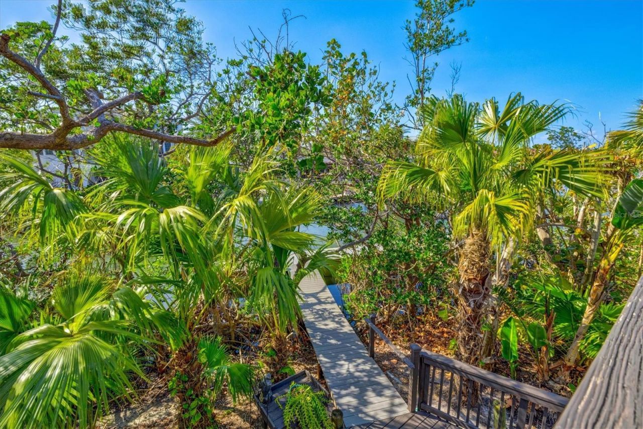 234 85th Street, Holmes Beach, FL 34217 Photo