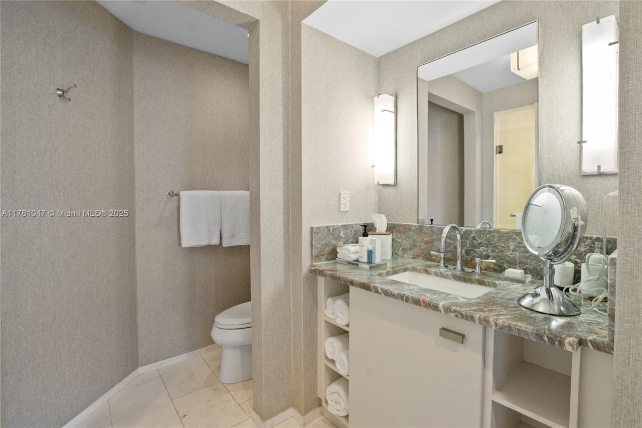551 N Fort Lauderdale Beach Blvd, Unit H1705, Fort Lauderdale, FL 33304 Photo