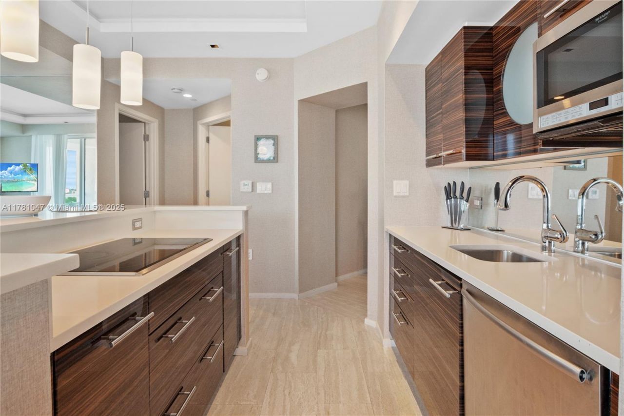 551 N Fort Lauderdale Beach Blvd, Unit H1705, Fort Lauderdale, FL 33304 Photo