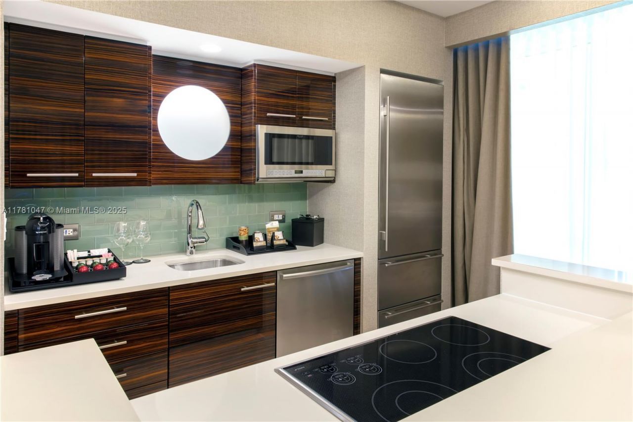 551 N Fort Lauderdale Beach Blvd, Unit H1705, Fort Lauderdale, FL 33304 Photo