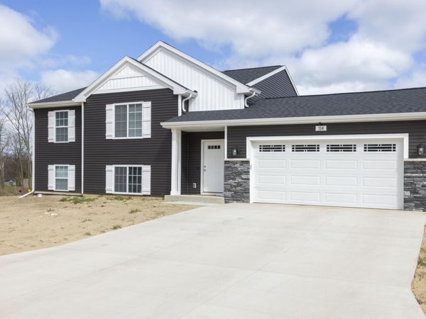 114 Mayfield Drive, Michigan City, IN 46360