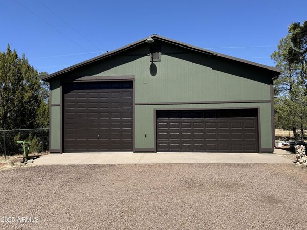 3050 CHEVELON Road, Overgaard, AZ 85933