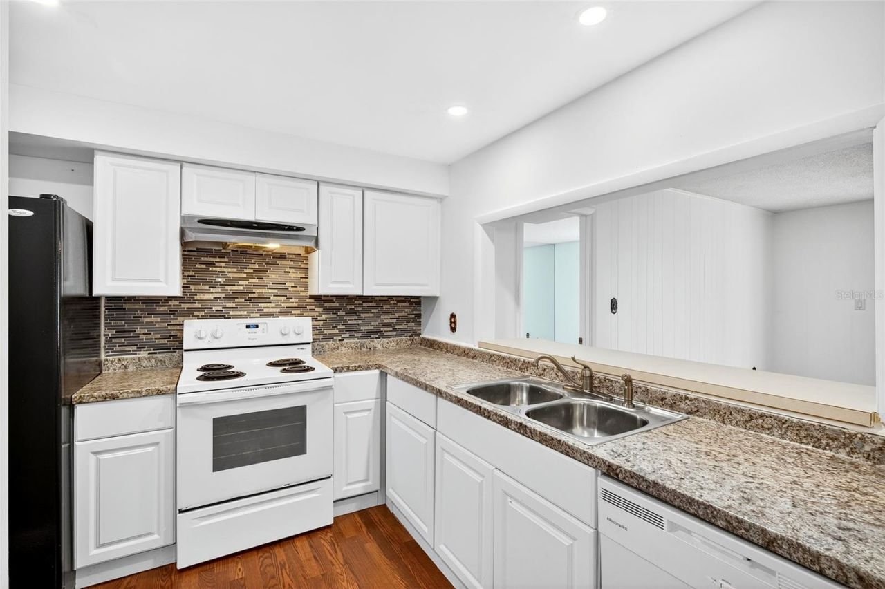 2837 NE 3rd Street, Unit 103, Ocala, FL 34470 Photo