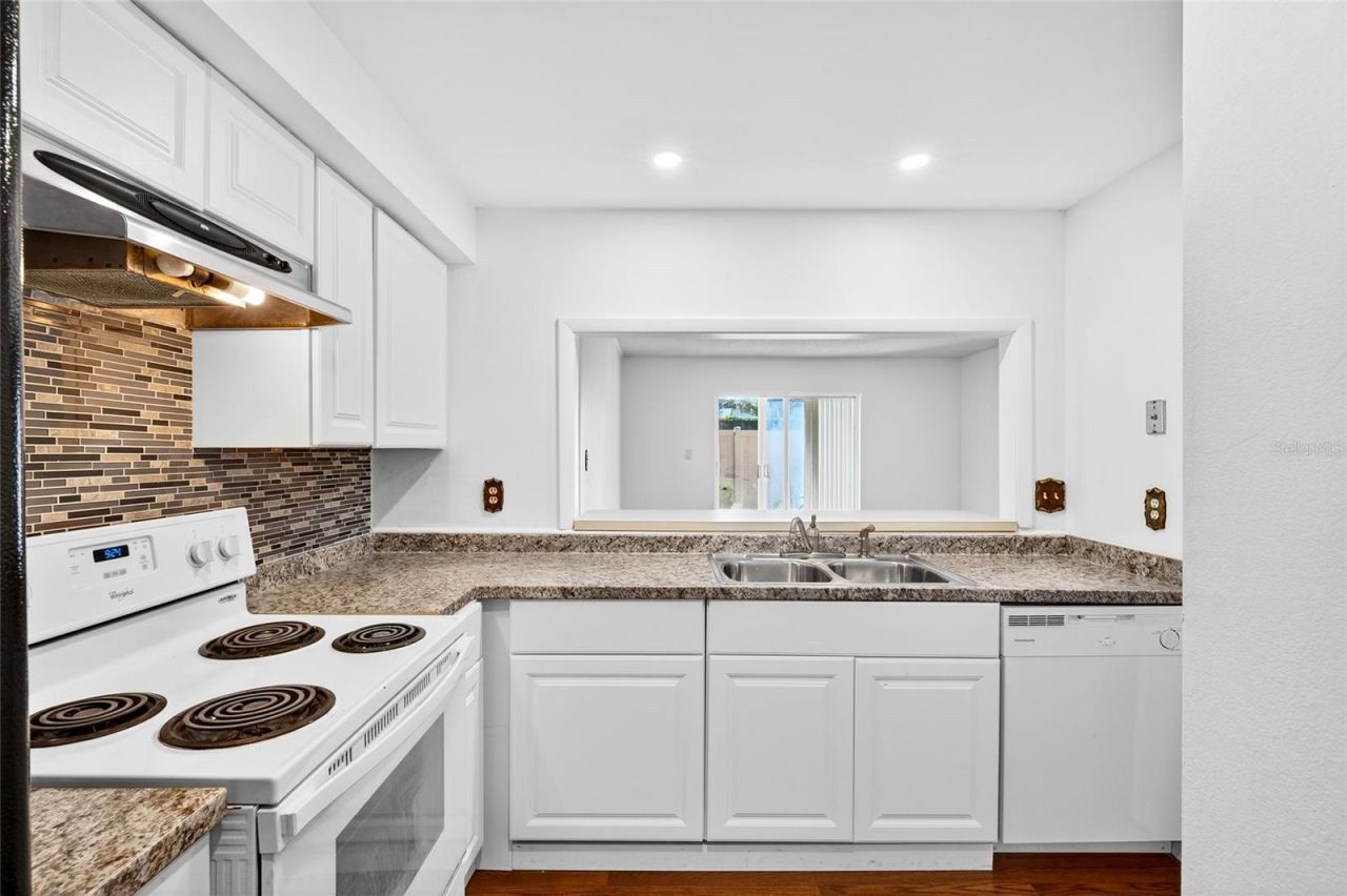 2837 NE 3rd Street, Unit 103, Ocala, FL 34470 Photo