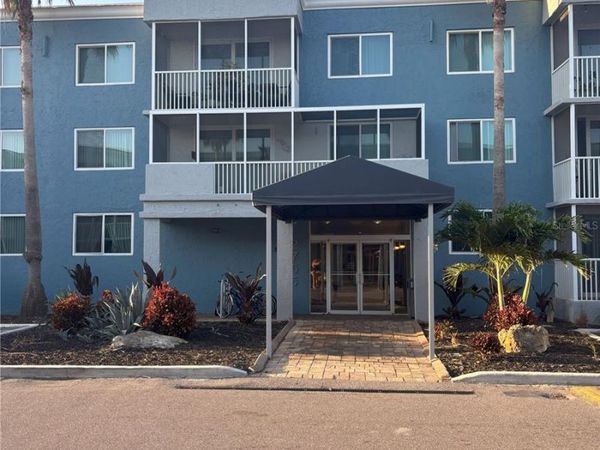 2755 COCONUT BAY LANE, Unit 1313 (3M), SARASOTA, FL 34237