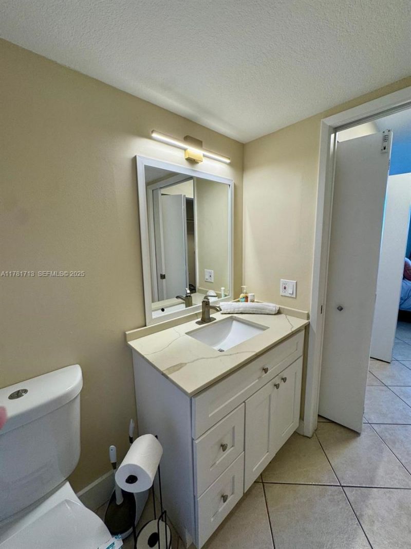 19501 E Country Club Dr, Unit 9503, Aventura, FL 33180 Photo