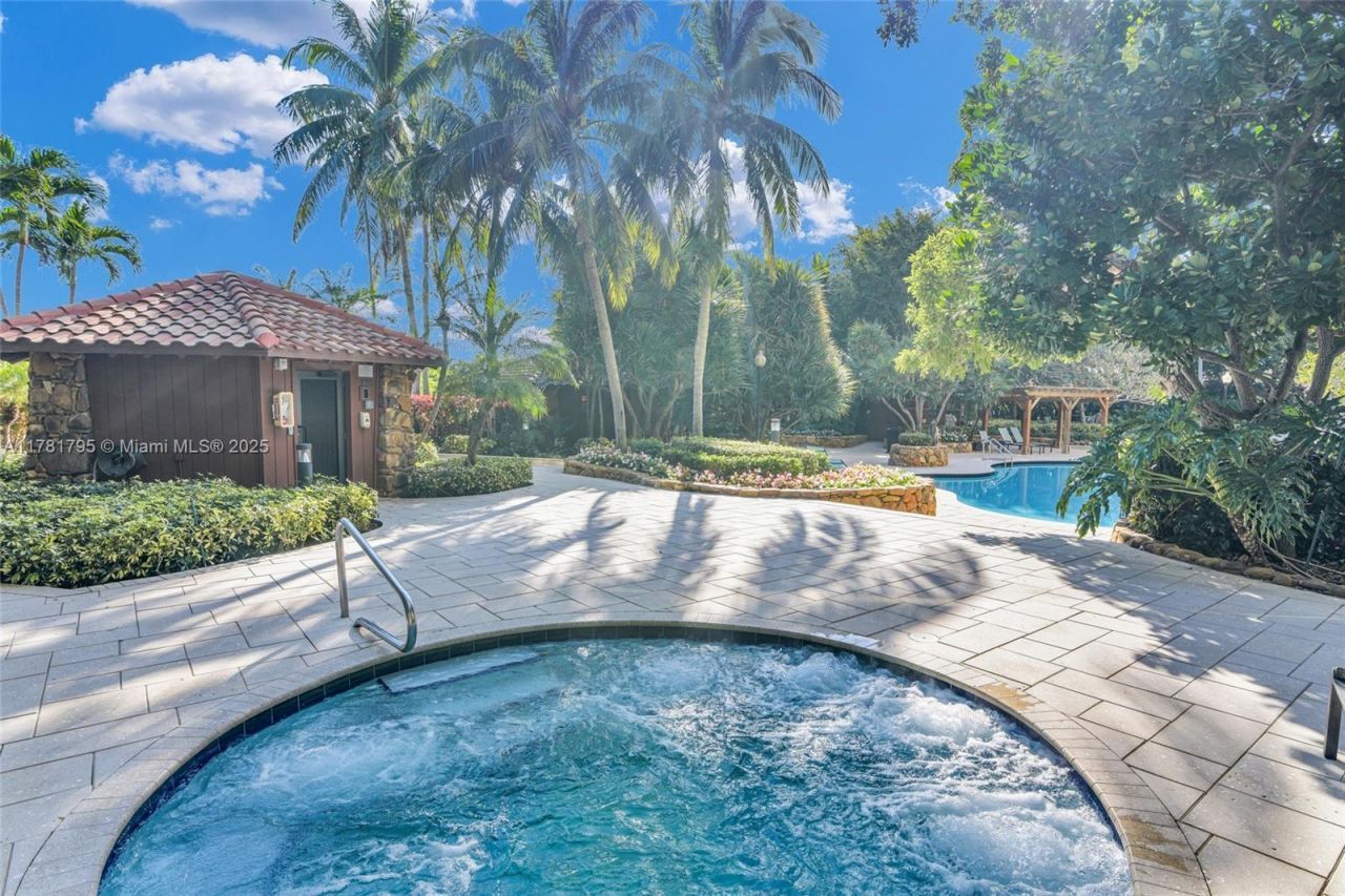 2000 Towerside Ter, Unit 307, Miami, FL 33138 Photo