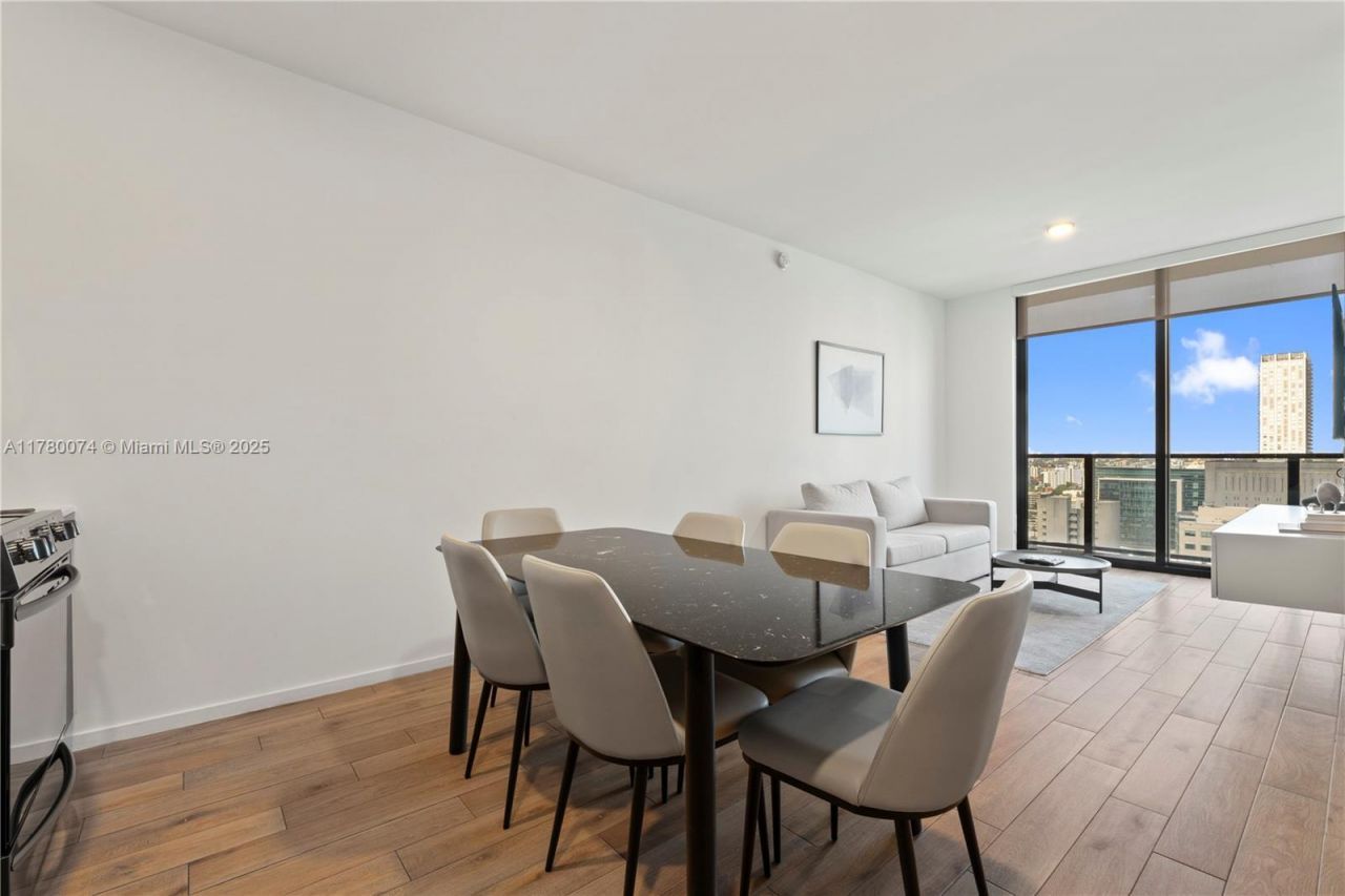 398 NE 5th St, Unit 2119, Miami, FL 33132 Photo