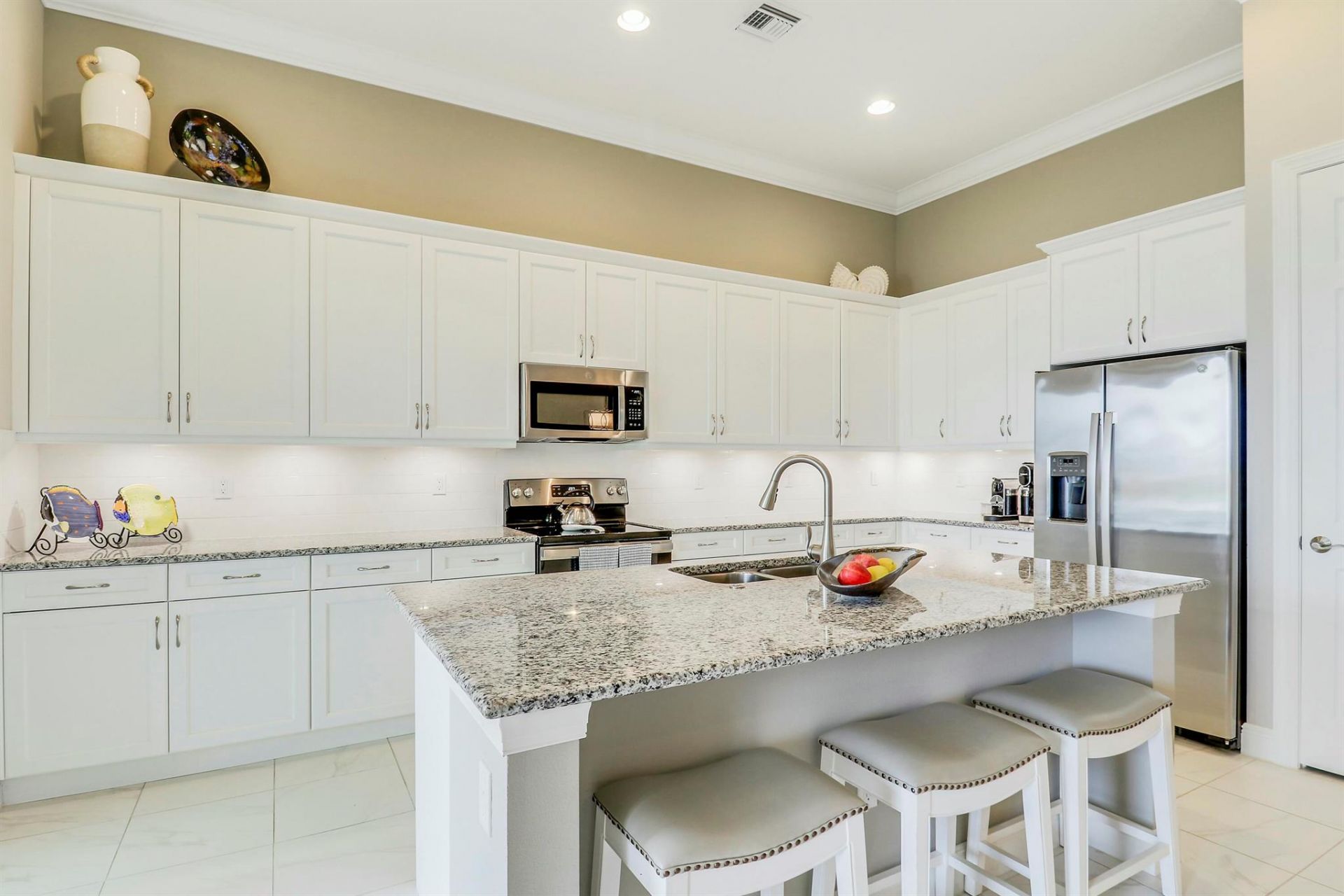 9182 SW Pepoli Way, Port Saint Lucie, FL 34987 Photo