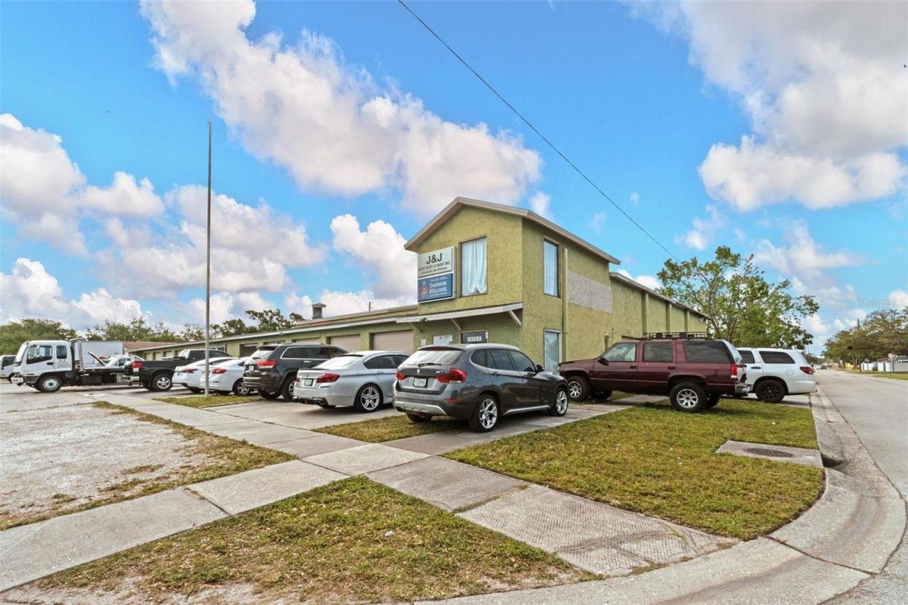 4950 72nd Avenue N, Pinellas Park, FL 33781 Photo