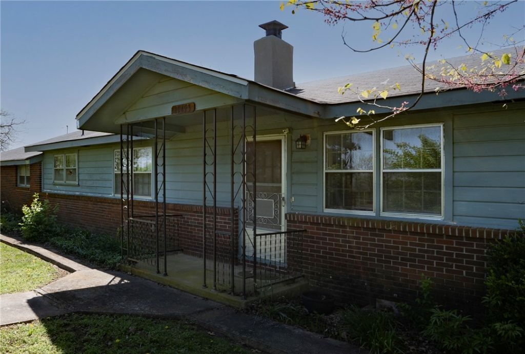 19493 16 Highway Siloam Springs, AR 72761