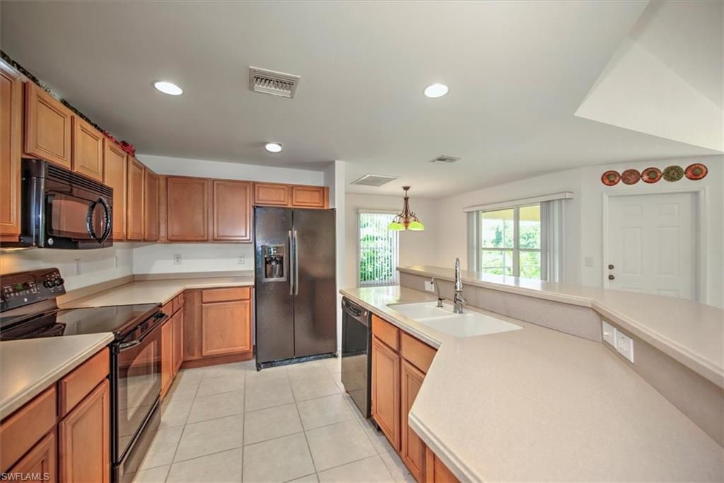 900 Angelo Ave, Lehigh Acres, FL 33971 Photo