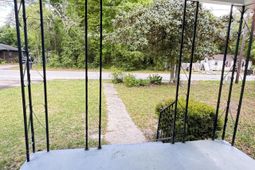 109 Alexander Street photo 4