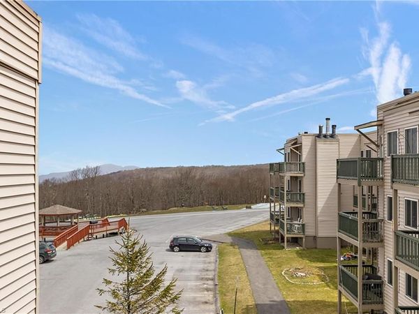 301 Pinnacle Inn Road, Unit 3302, Beech Mountain, NC 28604