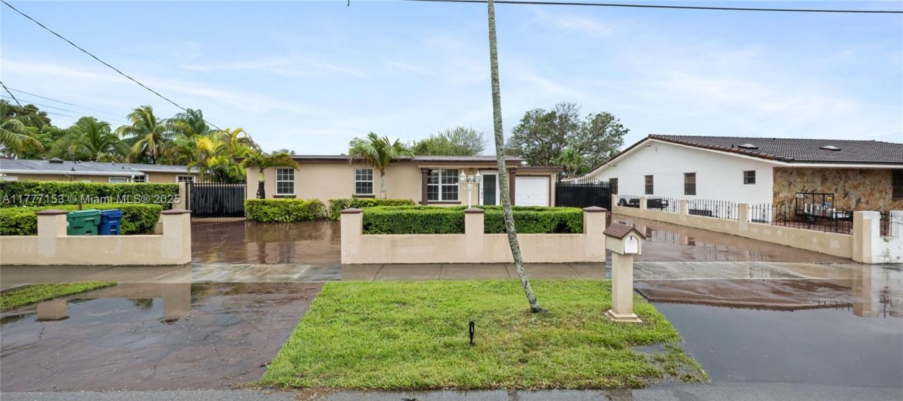 11210 SW 47th Ter, Miami, FL 33165 Photo