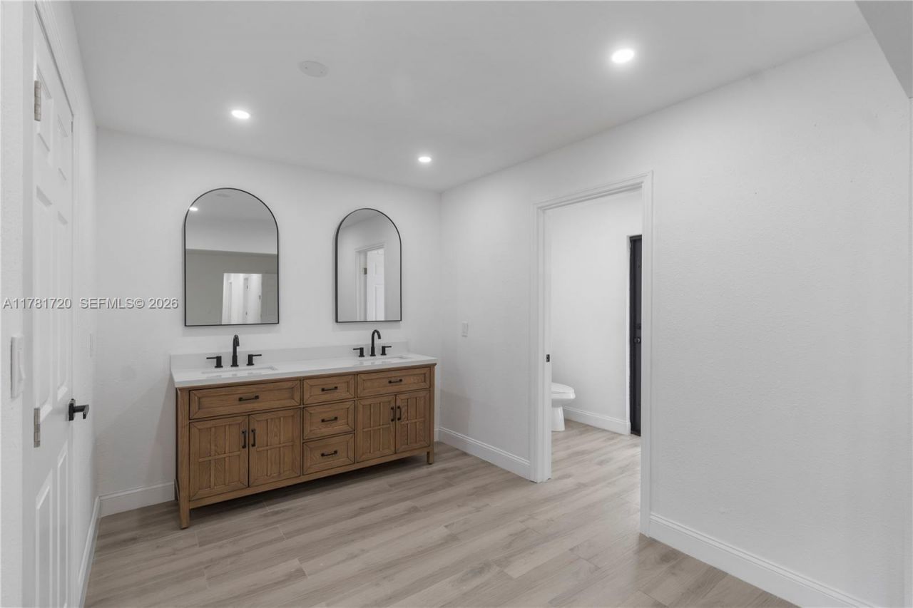 17020 SW 87th Ct, Palmetto Bay, FL 33157 Photo