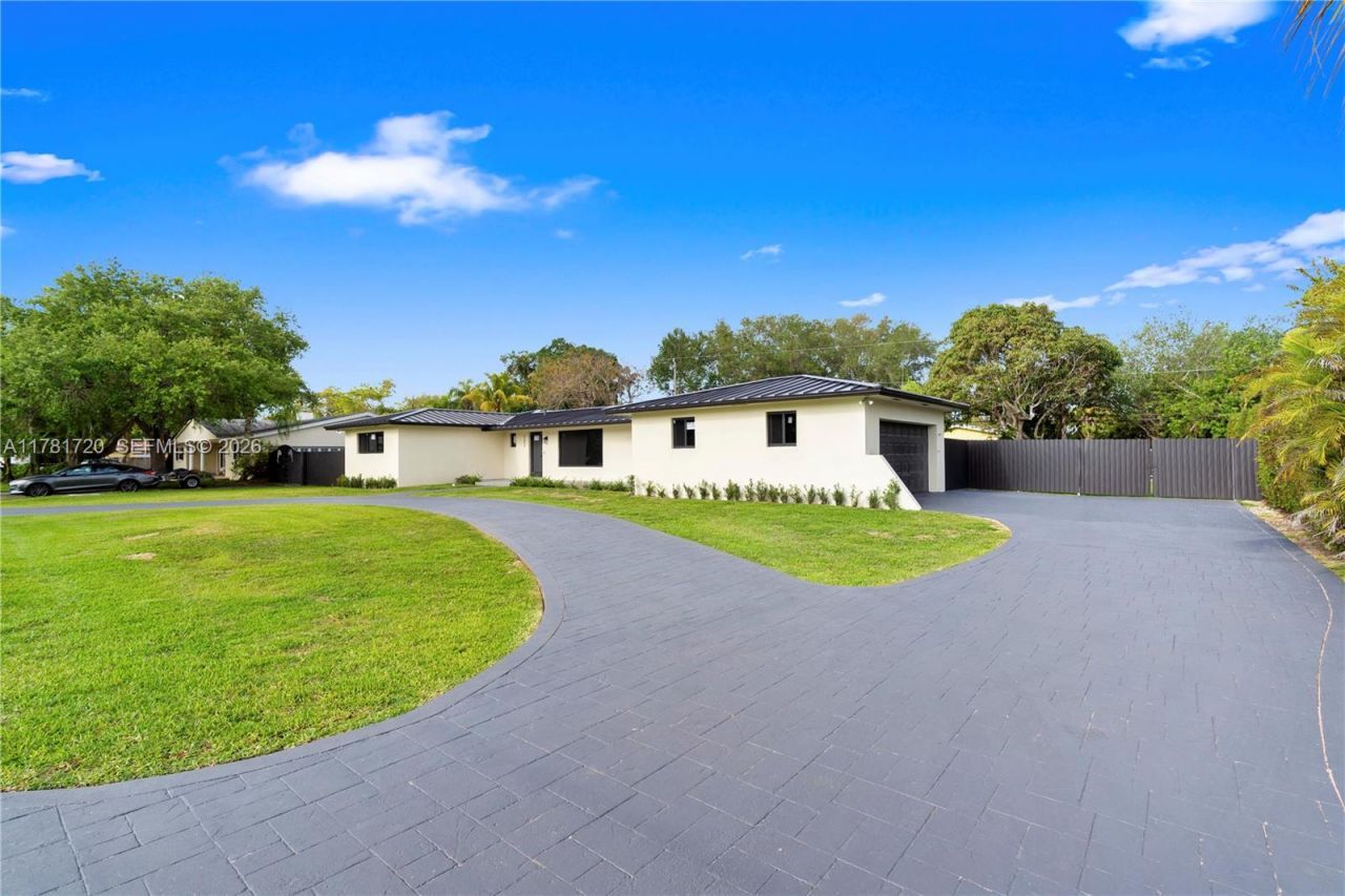 17020 SW 87th Ct, Palmetto Bay, FL 33157 Photo