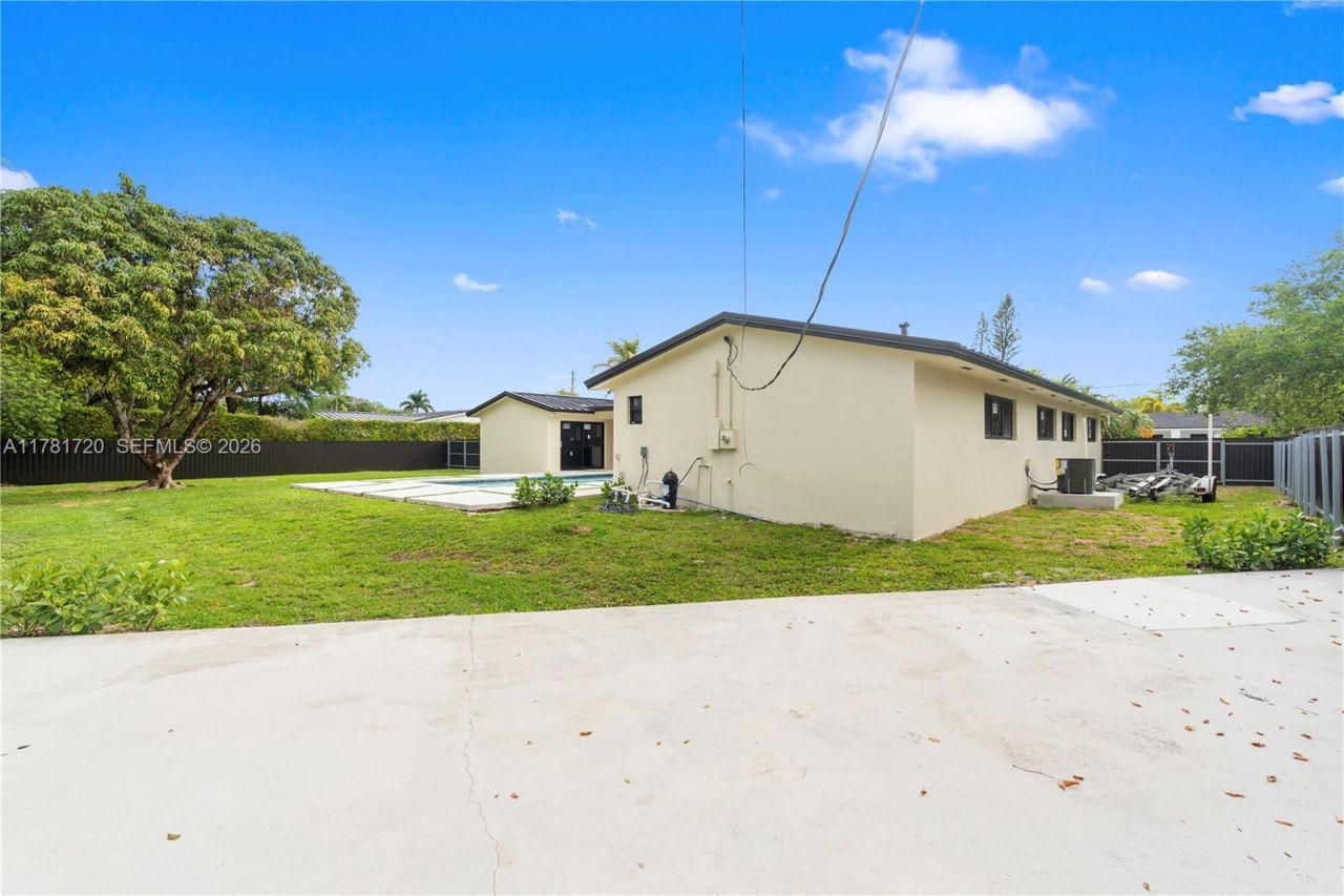 17020 SW 87th Ct, Palmetto Bay, FL 33157 Photo