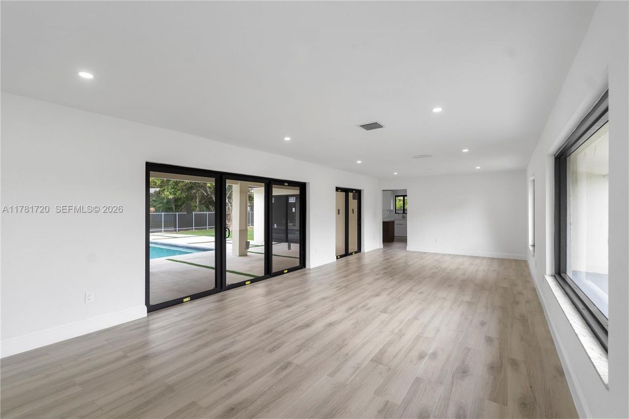 17020 SW 87th Ct, Palmetto Bay, FL 33157 Photo