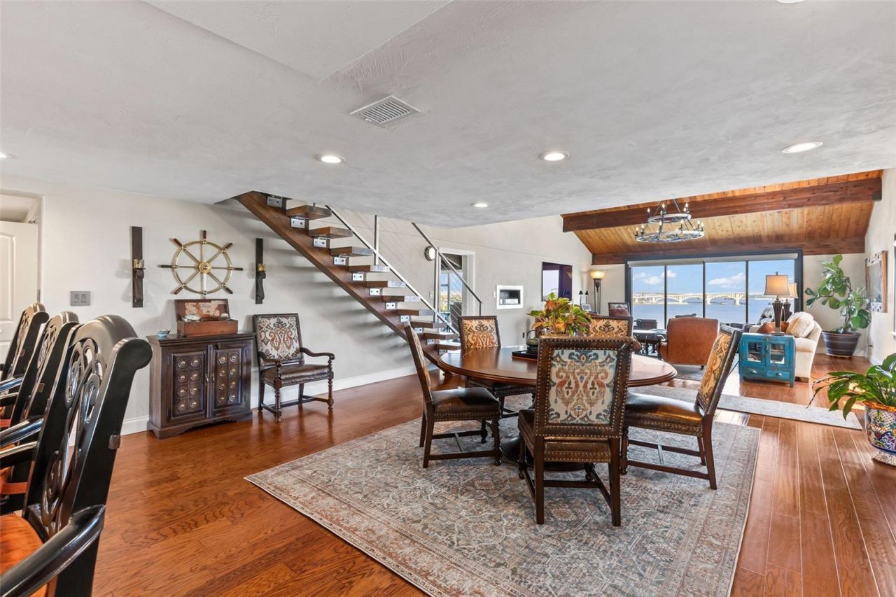 761 Marina Point Drive, Unit 7610, Daytona Beach, FL 32114 Photo