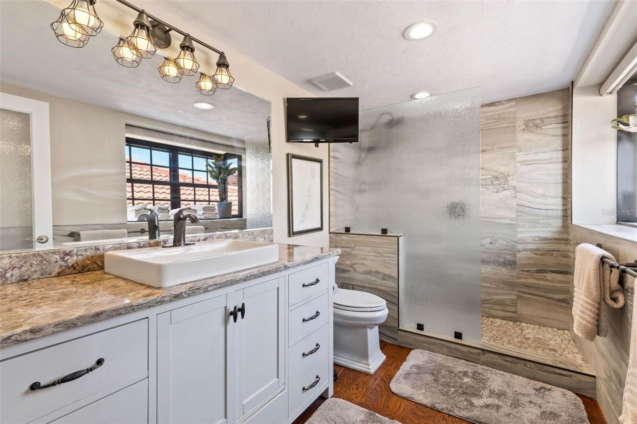 761 Marina Point Drive, Unit 7610, Daytona Beach, FL 32114 Photo