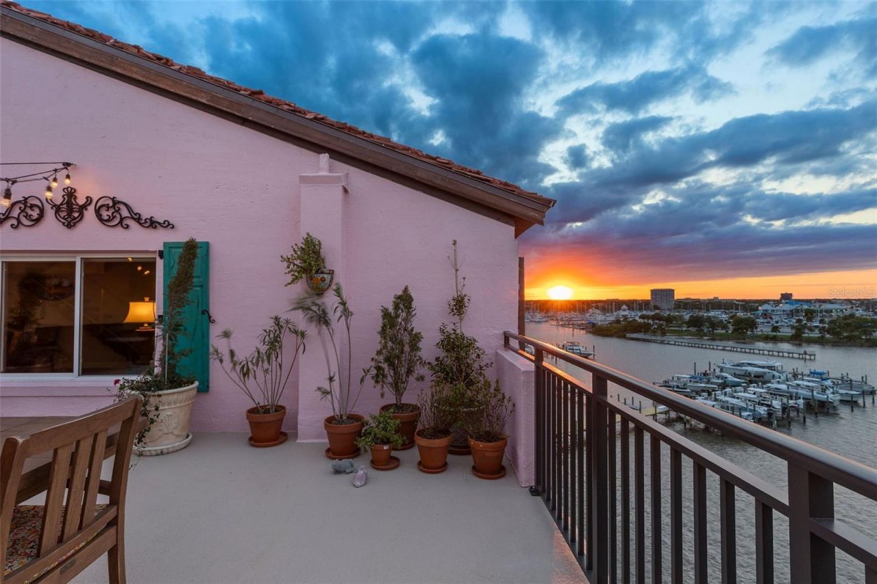 761 Marina Point Drive, Unit 7610, Daytona Beach, FL 32114 Photo