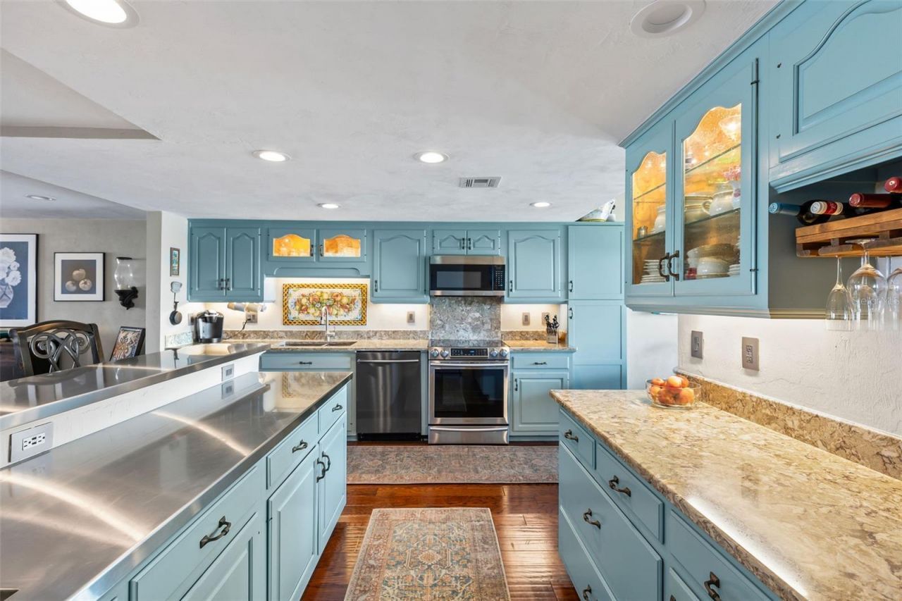 761 Marina Point Drive, Unit 7610, Daytona Beach, FL 32114 Photo