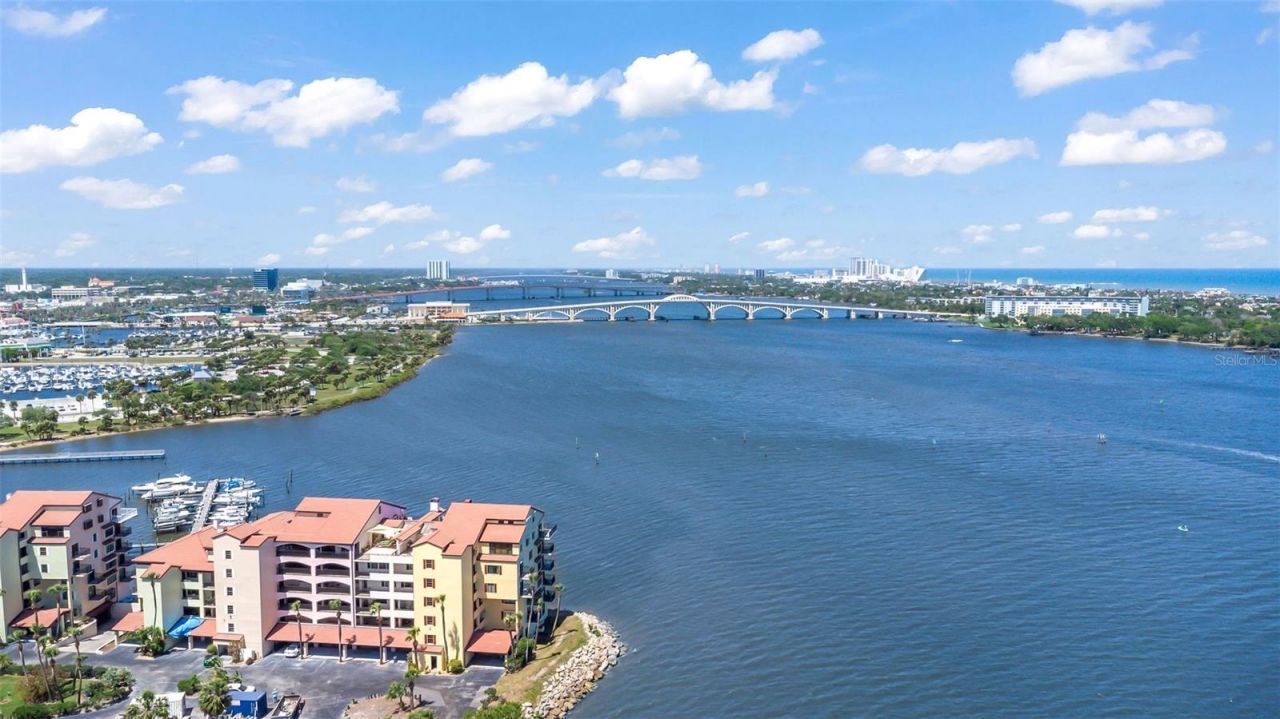 761 Marina Point Drive, Unit 7610, Daytona Beach, FL 32114 Photo
