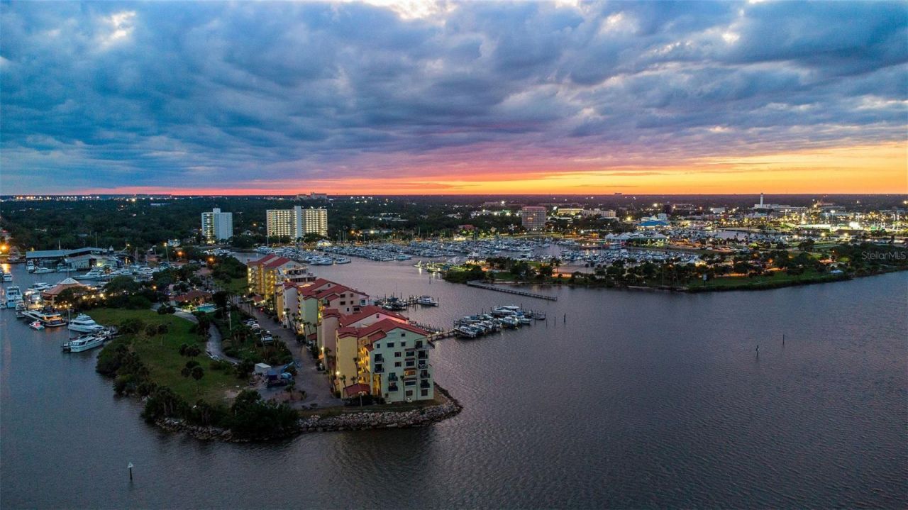 761 Marina Point Drive, Unit 7610, Daytona Beach, FL 32114 Photo