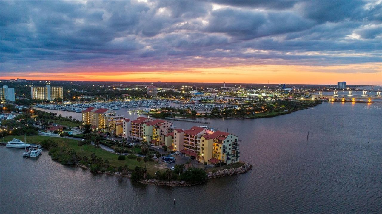 761 Marina Point Drive, Unit 7610, Daytona Beach, FL 32114 Photo