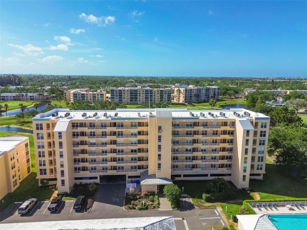 4460 FAIRWAYS BLVD #604 BOULEVARD, Unit 604, BRADENTON, FL 34209