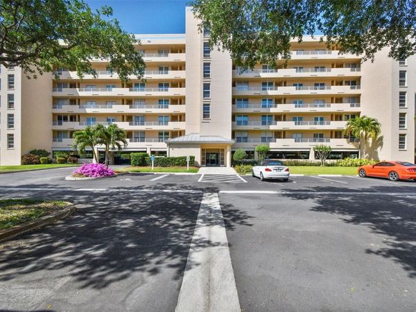 4460 FAIRWAYS BLVD #604 BOULEVARD, Unit 604, BRADENTON, FL 34209