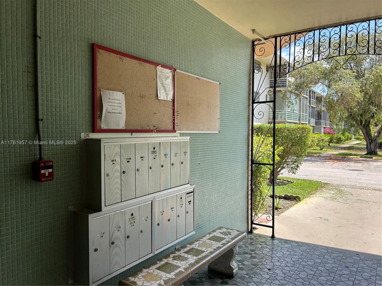 1355 NE 167th St, Unit 307, Miami, FL 33162 Photo