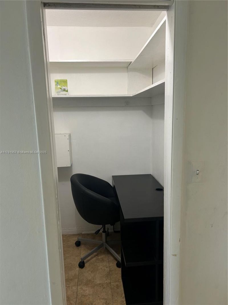 1355 NE 167th St, Unit 307, Miami, FL 33162 Photo