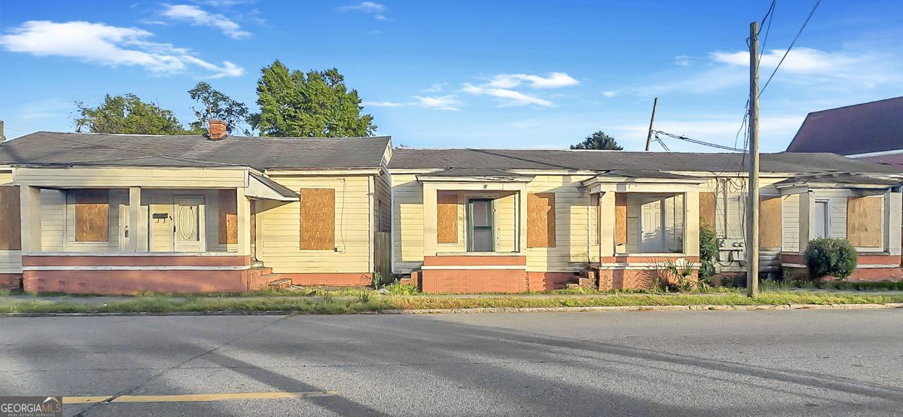 1610 Ogeechee Road, Savannah, GA 31415 Main Photo