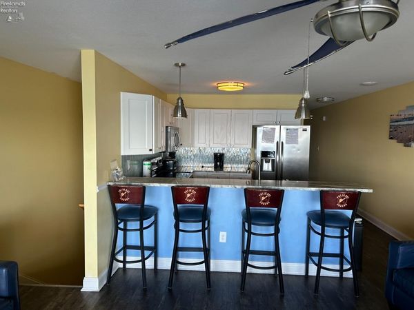 1262 Tri-motor, Unit 110, Put-In-Bay, OH 43456