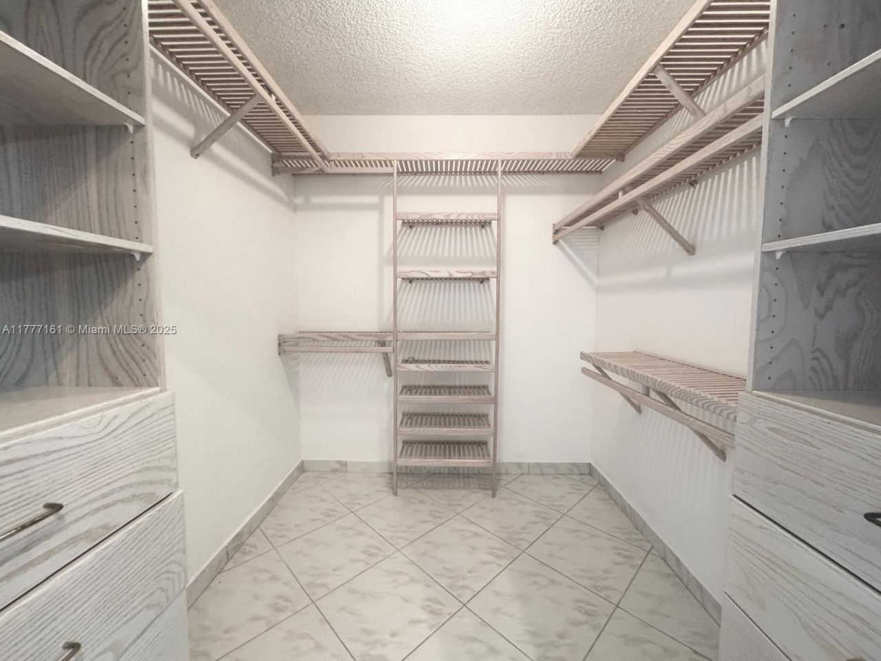 3800 S Ocean Dr, Unit 1114, Hollywood, FL 33019 Photo