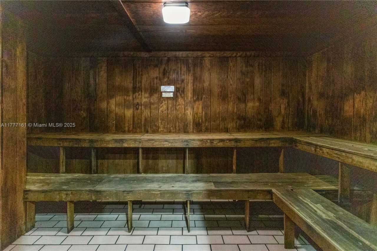 3800 S Ocean Dr, Unit 1114, Hollywood, FL 33019 Photo