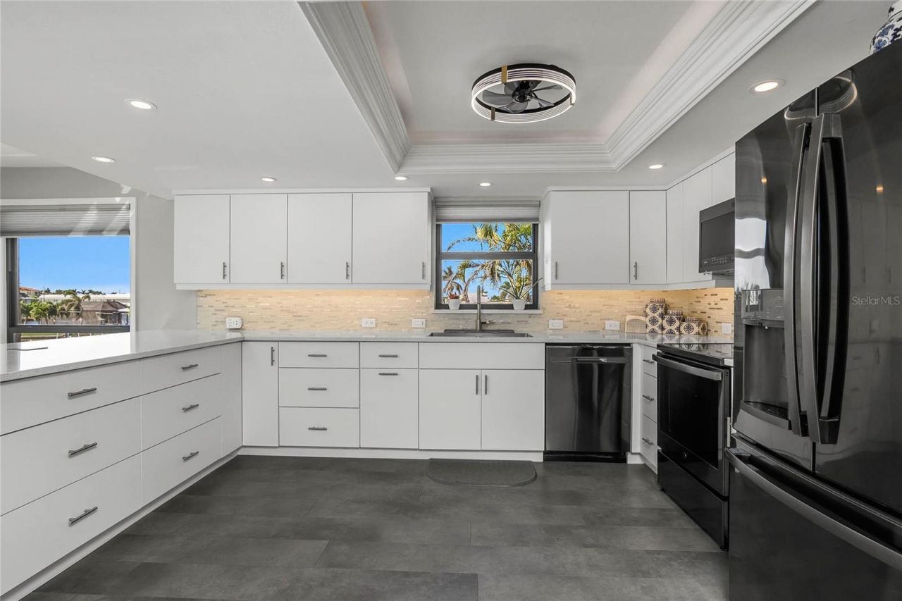 1903 SE 40th Terrace, Unit 104, Cape Coral, FL 33904 Photo