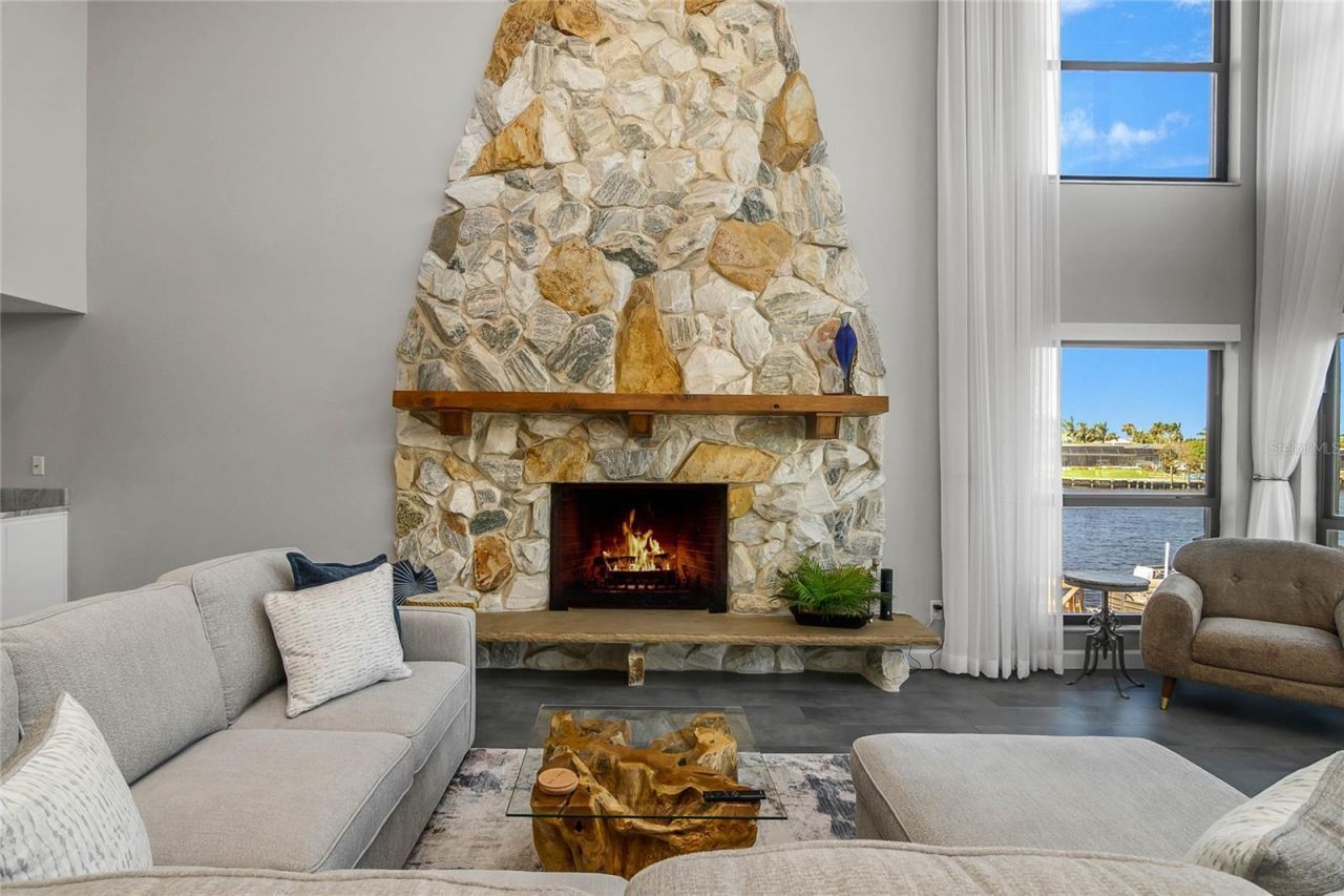 1903 SE 40th Terrace, Unit 104, Cape Coral, FL 33904 Photo