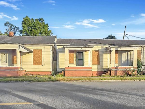 1610 Ogeechee Road, Savannah, GA 31415
