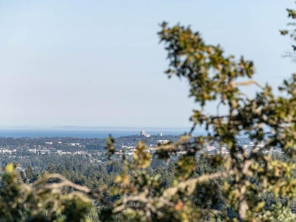 3020 WESTRIDGE Pl, Highlands, BC V9C 1C8